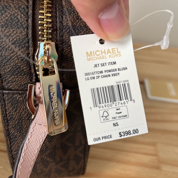 🌼Michael Kors Purse - Picture 7 of 15
